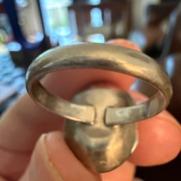 Estate onyx pill Ring size 7 - Picture 3 of 8